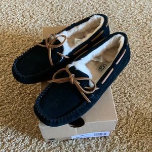 Ugg Dakota slippers